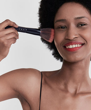 Sprich Make-up-Pinsel zum Verfeinern Ihres Make-ups mit Puder oder Highlighter Nr. 12 - 2