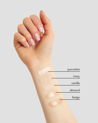 Leuchtende, feuchtigkeitsspendende Foundation mit Hyaluronsäure für sehr leichte Nutridome-Haut - 3