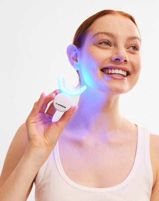 Smilebite Light & Bright LED Zahnaufhellungsset + Whitesmile Serum™ - 3