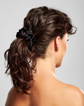 Set schwarzer Haargummis Twisty aus 100% Naturseidez 3 Stück. Twisty - 2