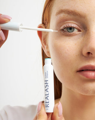 Orphica Realash Wimpernserum, das die Wimpern verlängert, stärkt und verdichtet