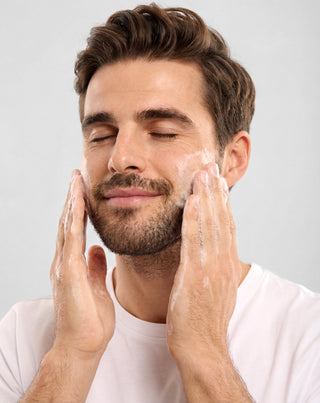 Bartshampoo mit Panthenol und Niacinamid zur Reinigung und Pflege des Bartes Monolit - 3