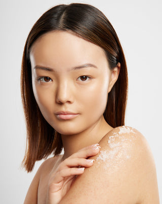 Zucker-Körperpeeling mit Macadamiaöl, Sheabutter und Uddo-Avocadoöl - 2