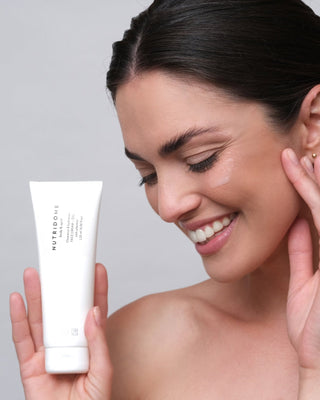 Reinigendes und feuchtigkeitsspendendes Gesichtsgel mit Allantoin Nutridome - 2