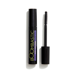 Verdickende und verlängernde Mascara mit einer großen Bombastic XXL Gosh Gummibürste - 1
