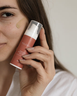 Matcha Polemika Multifunktionsserum für die Haut von Gesicht, Hals und Dekolleté - 2