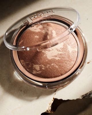 Sun Lover Glow 010 Catrice Bräunungspuder passt sich den Hauttönen an - 2