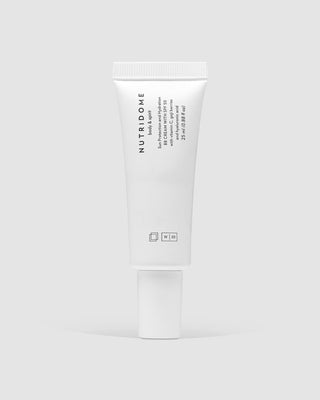 Feuchtigkeitsspendende BB-Gesichtscreme LSF 50 mit Hyaluronsäure und Vitamin C 03 Hellbeige Nutridome - 1