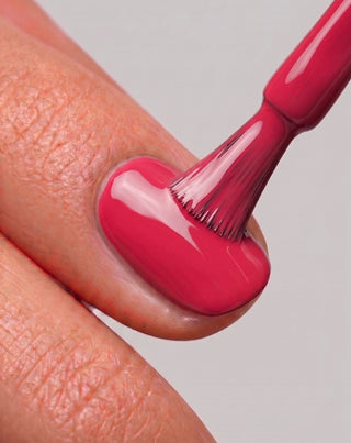 Hybrid-Nagellack UV/LED Blushing Ember 015 Nutridome