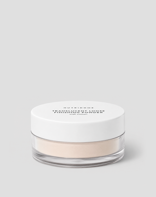 Locker, transparenter Puder mit seidigem Finish Nutridome_3