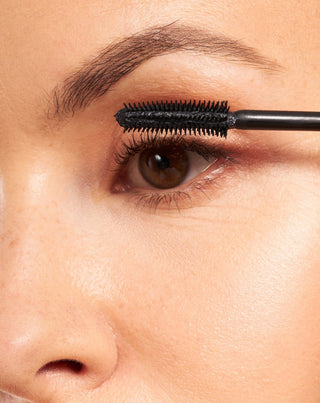 Lockende Wimperntusche mit Reiswachs und präziser Nutridome-Bürste - 2