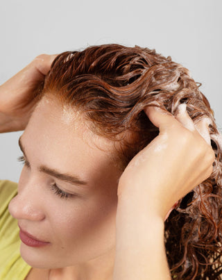 Feuchtigkeitsspendendes Shampoo für lockiges Haar mit Harnstoff und Milchsäure Twisty - 4