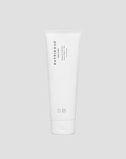 Reinigendes und feuchtigkeitsspendendes Gesichtsgel mit Allantoin Nutridome